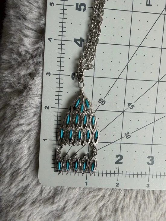 Vintage | Silver-tone Turquoise Color Pendant Dangle Bohemian 24 Inch Necklace - Picture 3 of 12